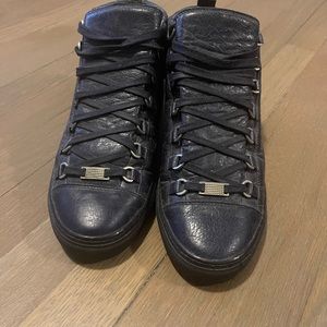 Balenciaga arena navy